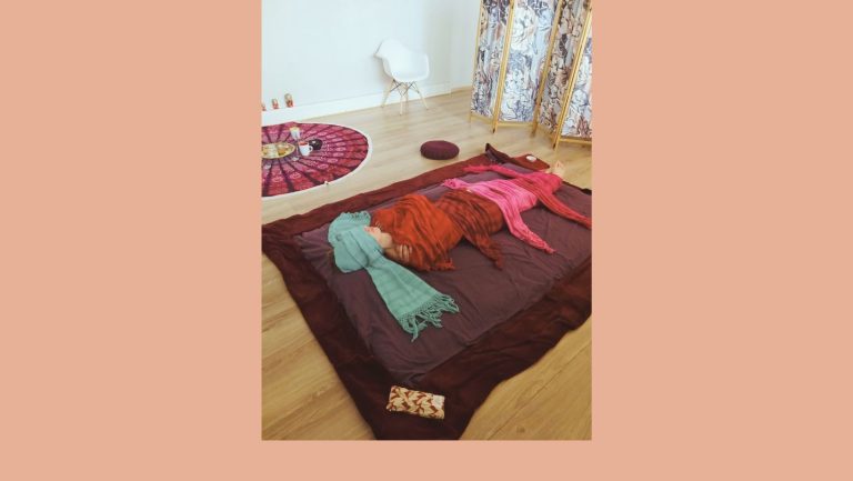 deborah doula lyon rituel rebozo 768x433