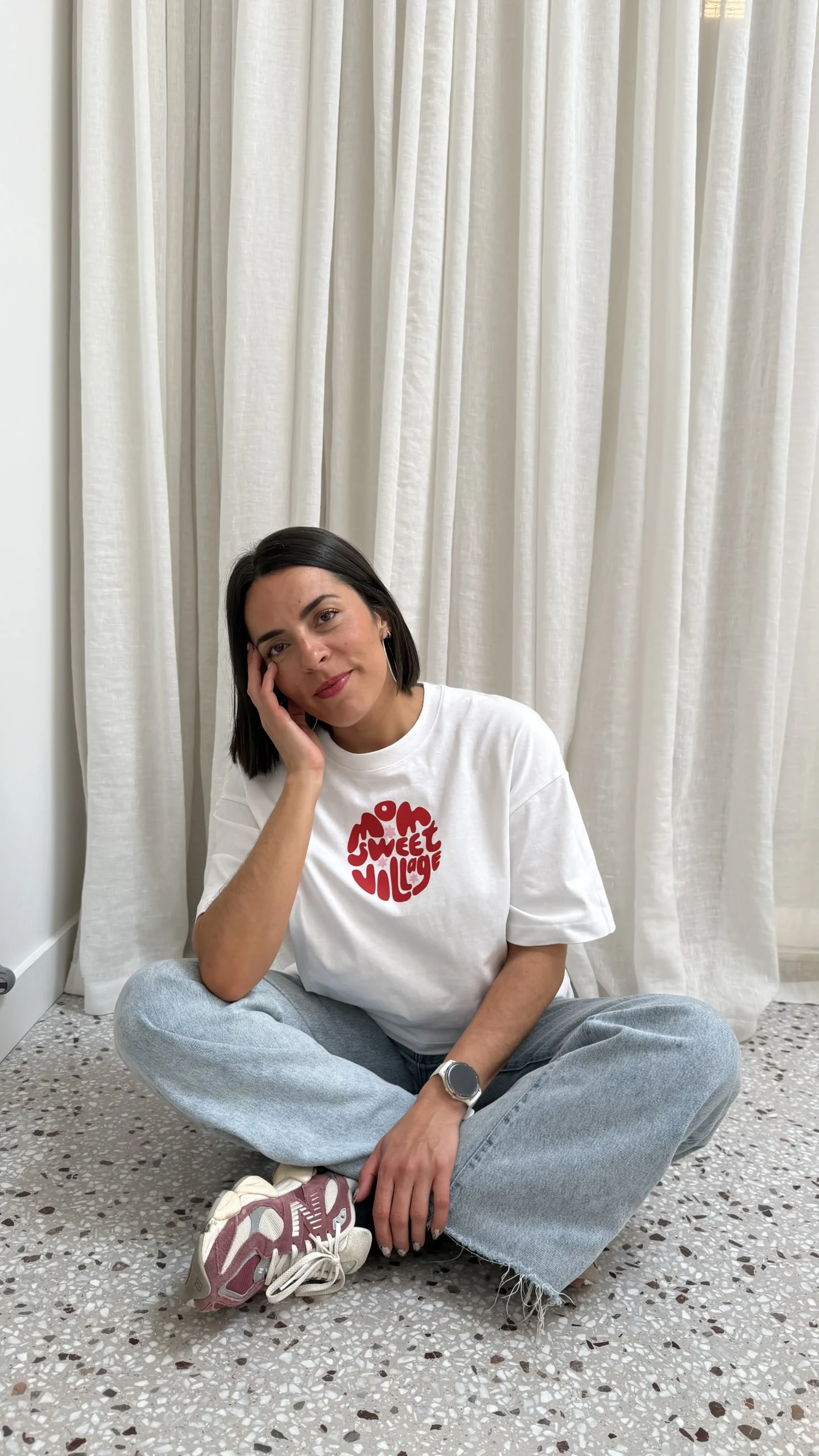 Portrait de Rebecka Gulino, experte en post-partum et accompagnante postnatale Le Mois d'Or